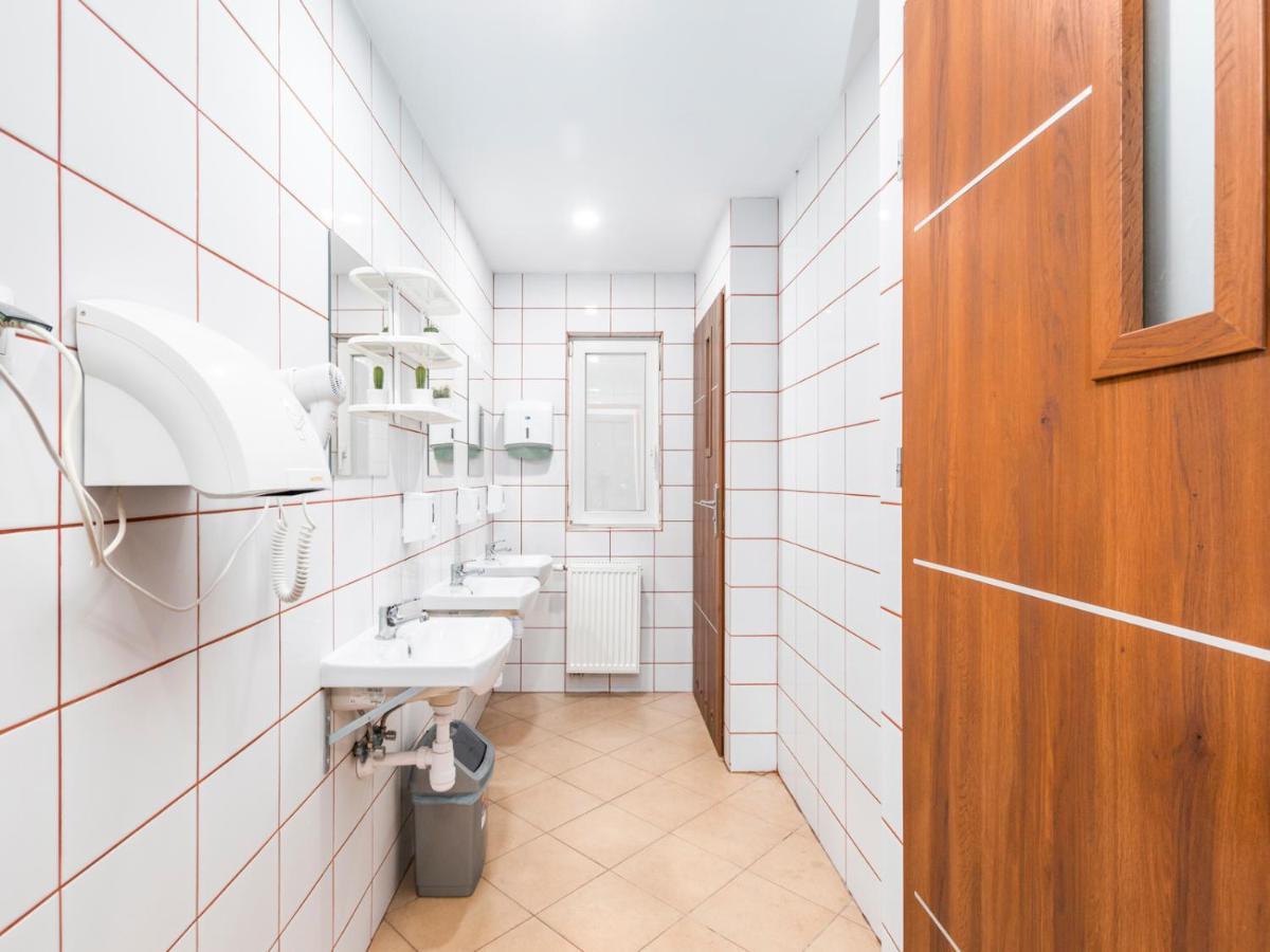 Luxhostel24 Варшава Екстер'єр фото