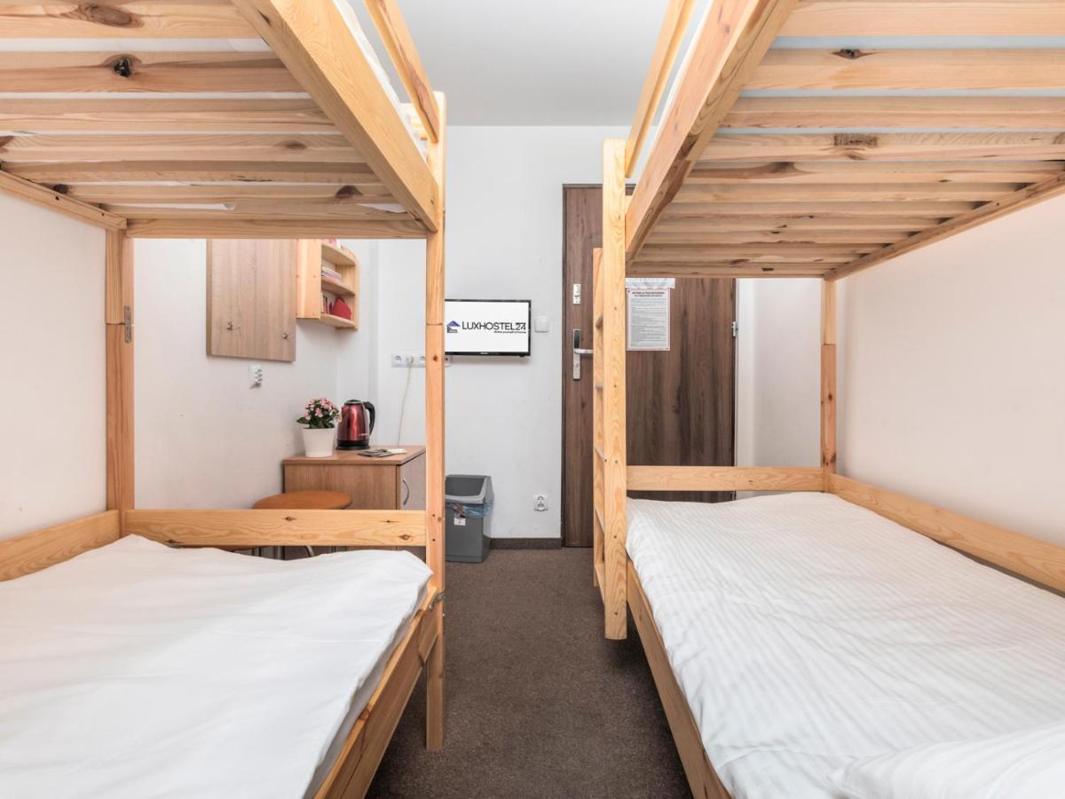 Luxhostel24 Варшава Екстер'єр фото