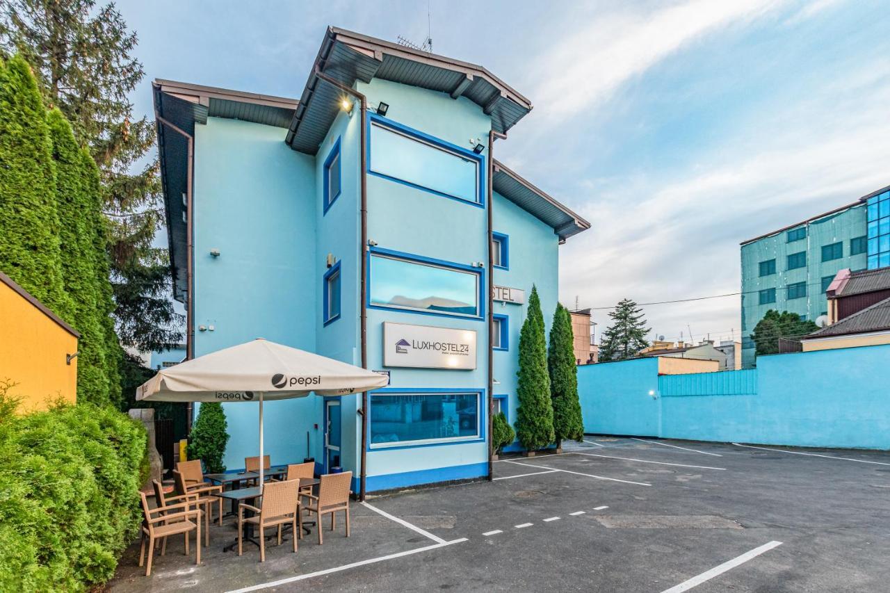 Luxhostel24 Варшава Екстер'єр фото